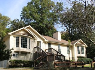 17651 Washington St, Dumfries, VA 22026