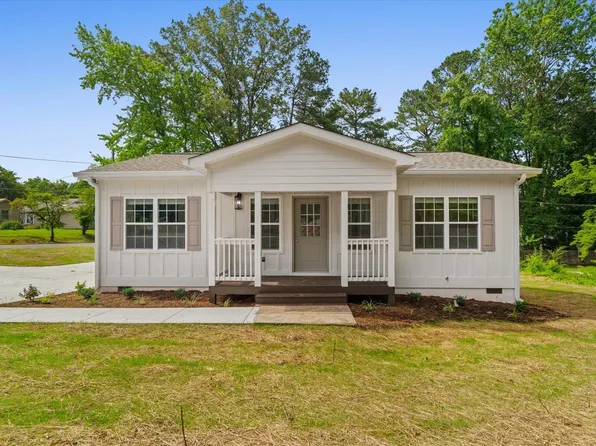 500 E Woodland Dr, Dalton, GA 30721