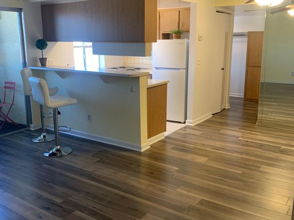 12221 W Bell Rd UNIT 216