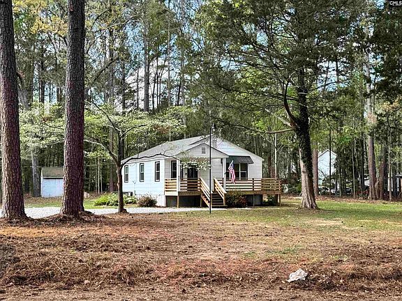 3rd image of 807 Misty Harbor Rd