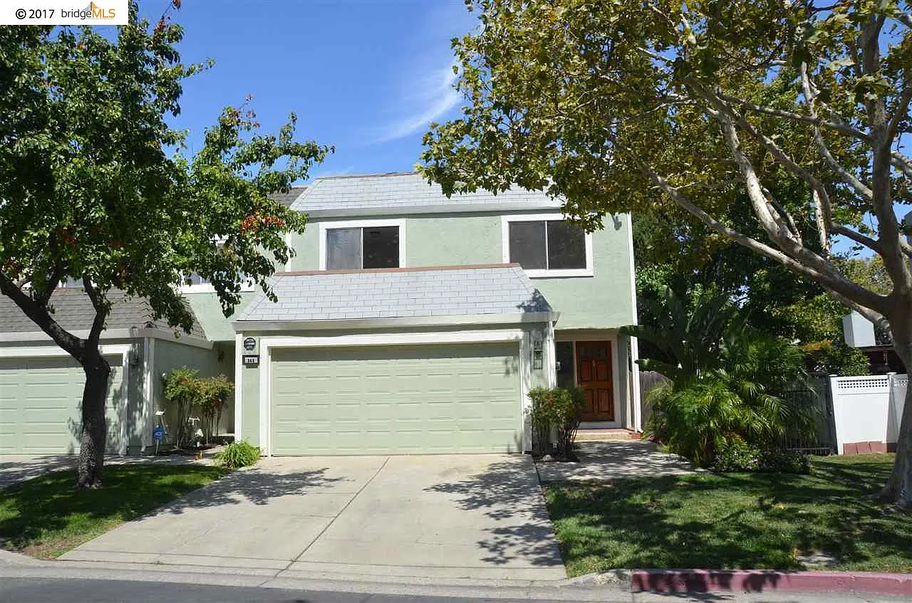 245 Bay Crest Dr photo 1