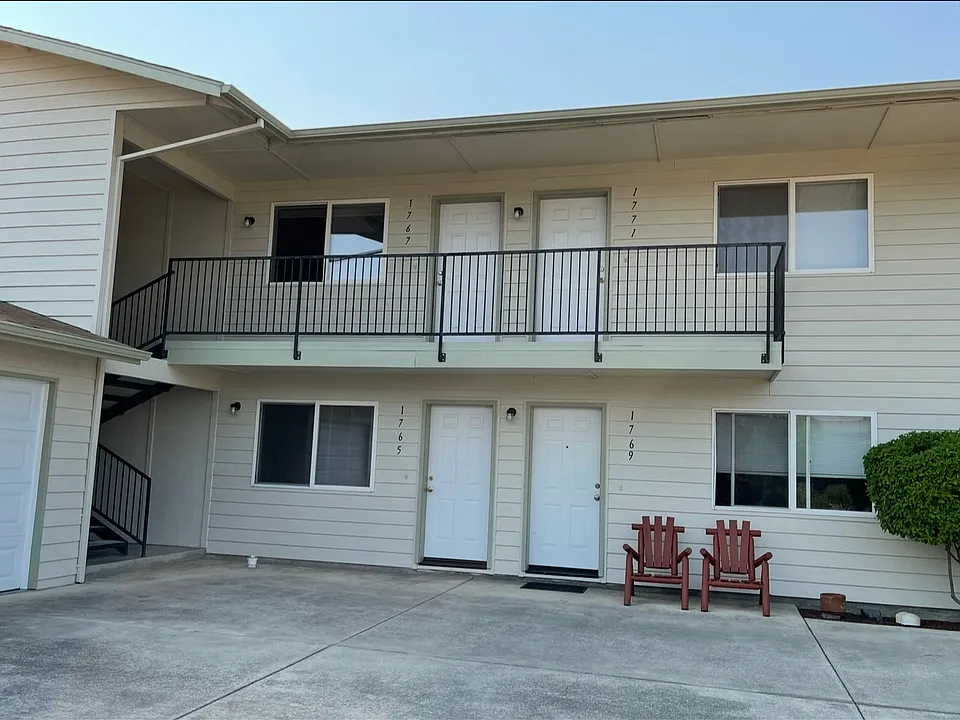 1765 Medart Ln #1765