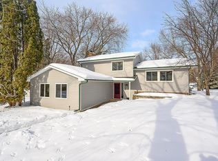 8755 Darnel Rd, Eden Prairie, MN 55344