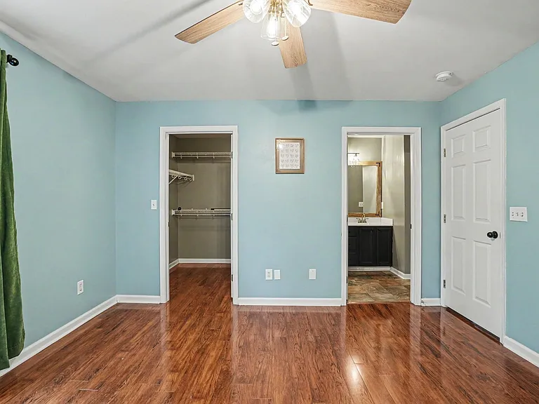 686 Huffine Manor Cir — Photo 13