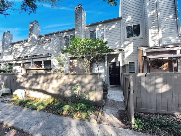 1635 Prairie Mark Ln, Houston, TX 77077