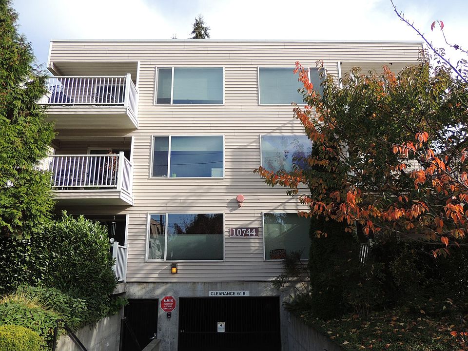 1st image of 10744 Greenwood Ave N APT 201