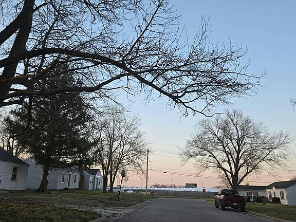 5th image of 1147 Enfield Dr