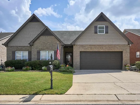 987 Valley Cir, Leeds, AL 35094
