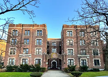 116-40 Park Lane South in Kew Gardens