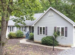 31 Bridlewood Dr, Palmyra, VA 22963