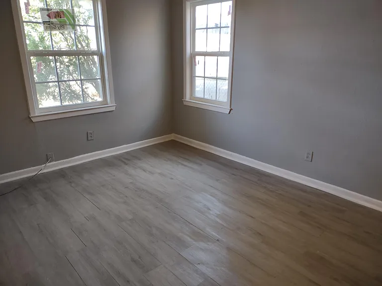 1834 E 1st Pl — Photo 17