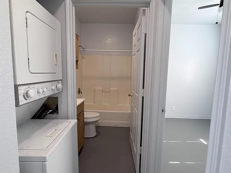 251 Zimmerman Ave #B — Photo 4