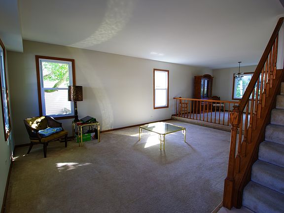2nd image of 1701 Green River Dr