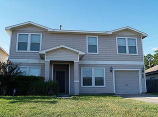 2002 Lost Pine Ct, Conroe, TX 77304