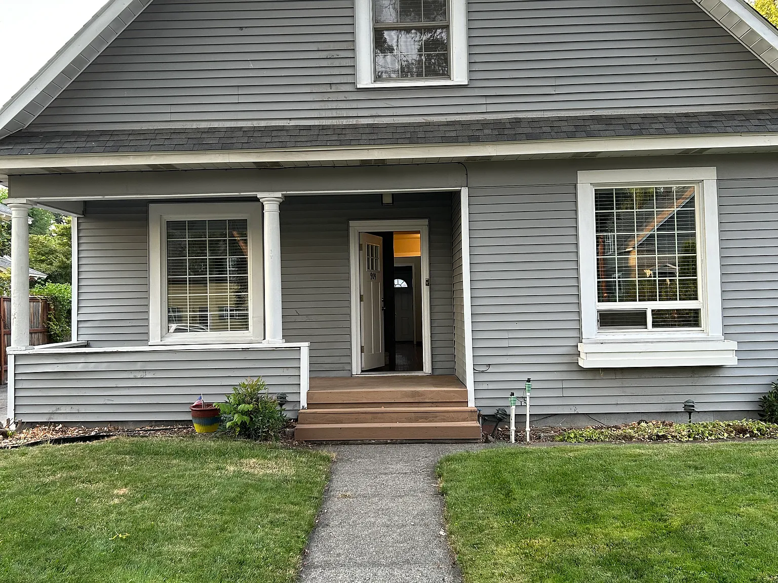 4 bed, 1859 sqft, $2,200 — Photo 1