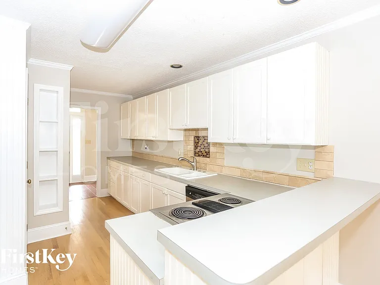7117 Frances Irene Dr — Photo 6
