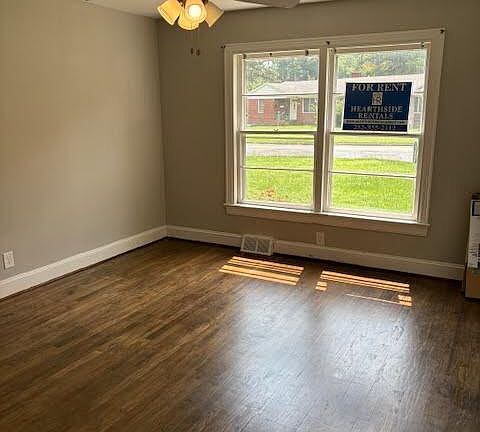 2nd image of 114 N Meade St #B
