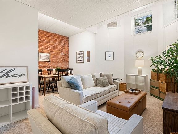 3rd image of 60 Marshal St APT 4