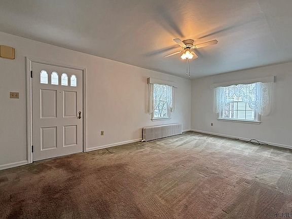 4th image of 209 Mayluth Rd