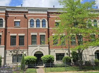 12121 Kinsley Pl, Reston, VA 20190