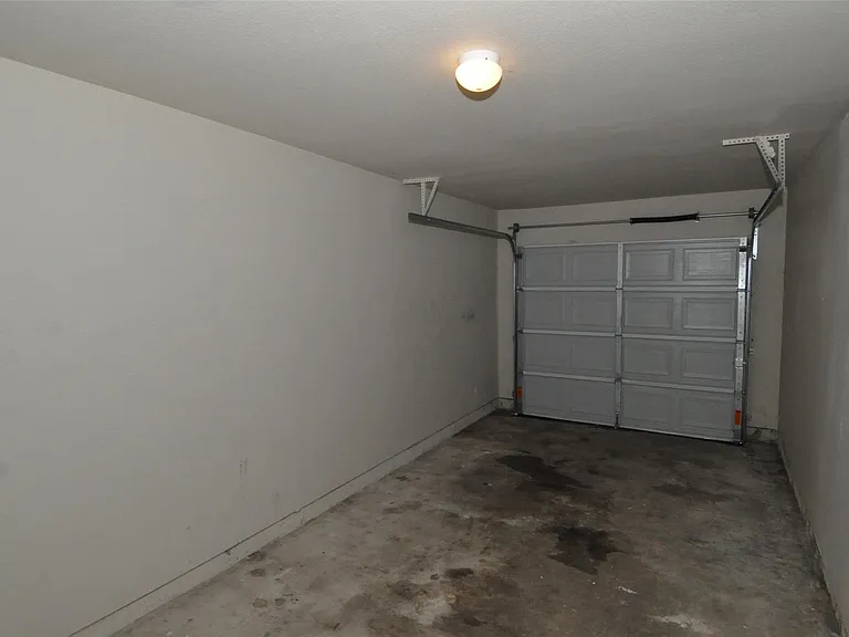 12304 Abney Dr #B — Photo 11