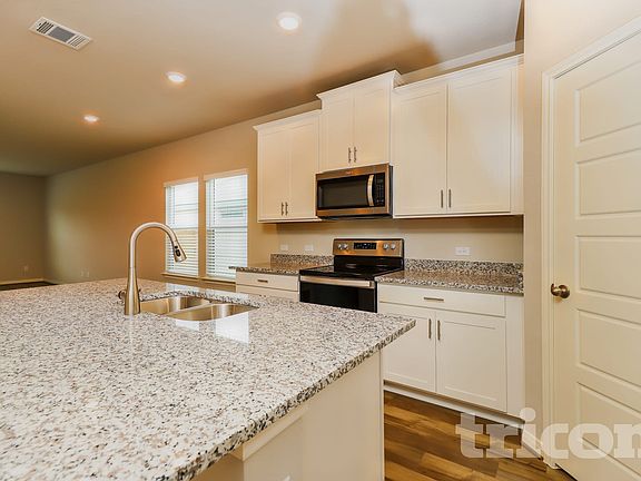 2nd image of 13554 Paxton Blvd