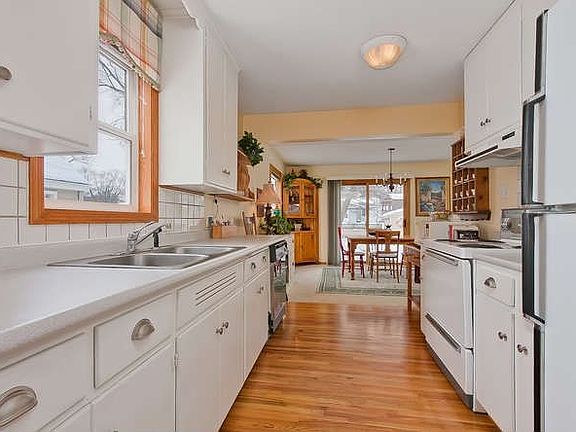Kitcen is open to Dining Room