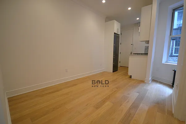 Rented by Bold New York | media 28