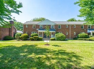 56 Clark Ct #112, Rutherford, NJ 07070