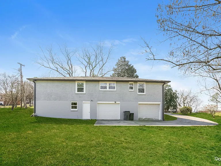 202 Bonnacliff Ct — Photo 15