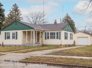 5084 N 19th Pl, Milwaukee, WI 53209