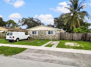 6165 SW 44th St #2, Fort Lauderdale, FL 33314