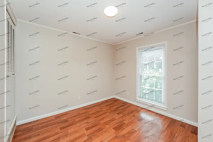 7311 Trotter Ln — Photo 10