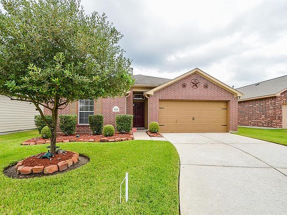 3rd image of 7615 Shire Trail Ct