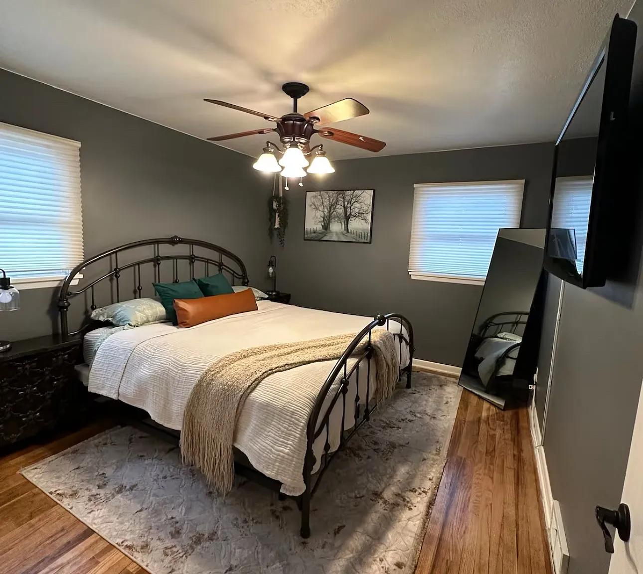 N 10 E, Mountain Home — Photo 1