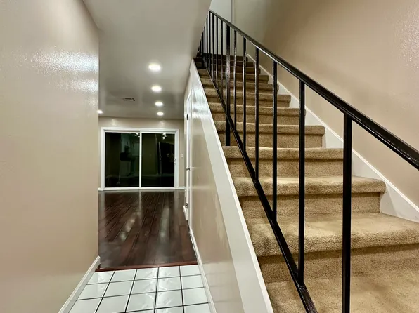 13521 1/2 Village Dr, Cerritos, CA 90703