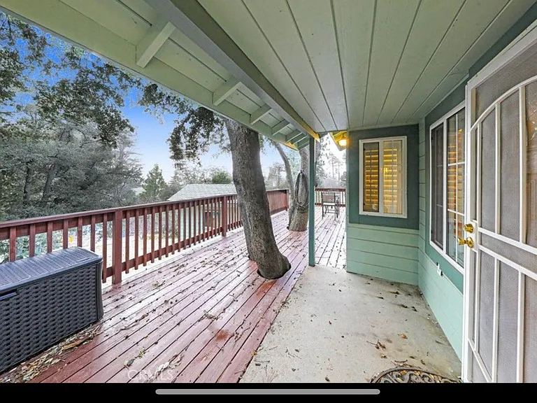 Matterhorn Ct — Photo 2