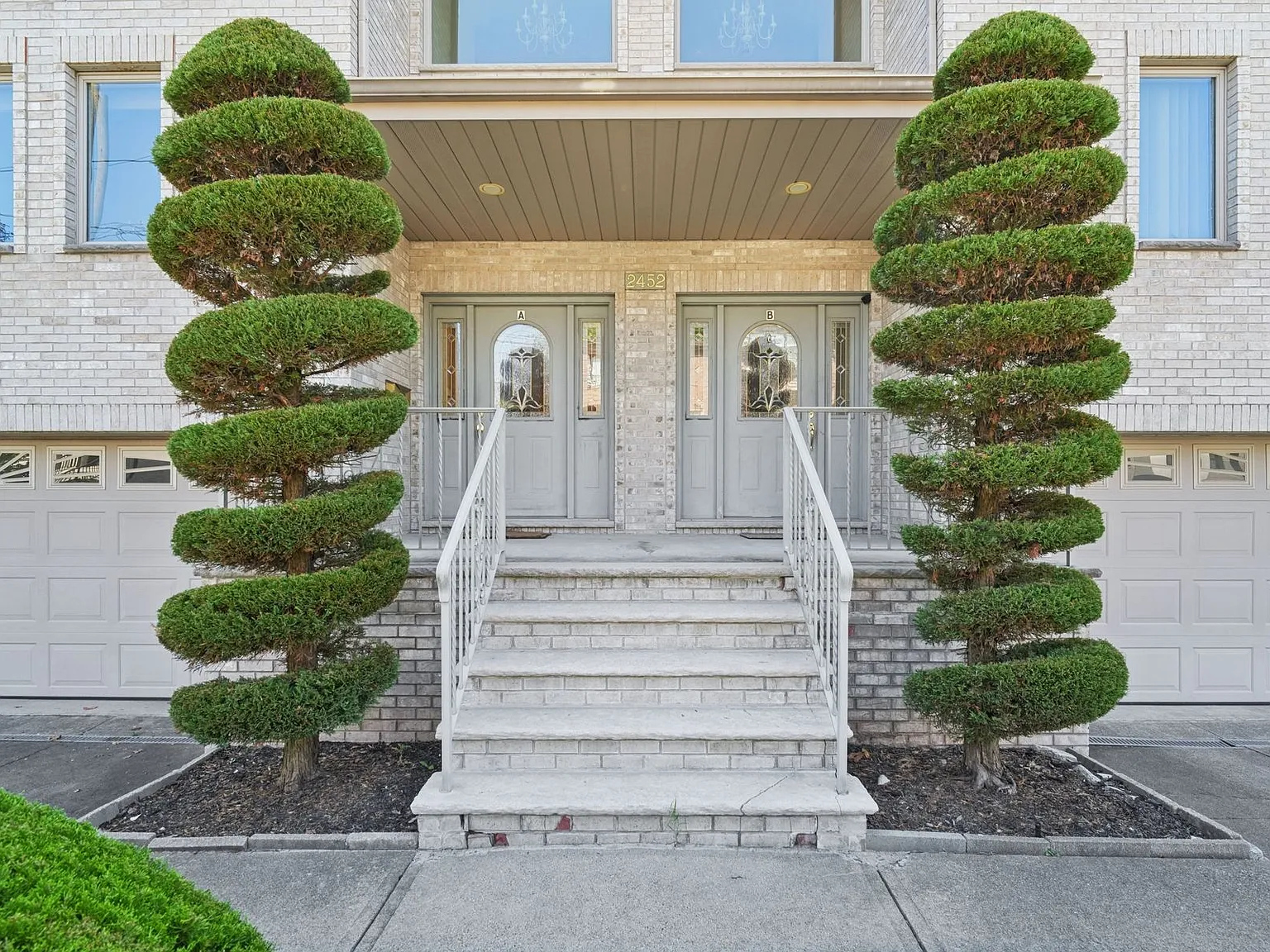 4 bed, $5,250 — Photo 2