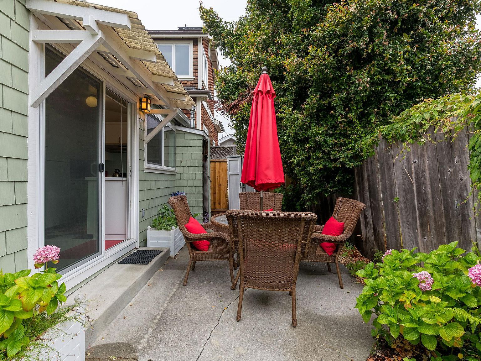 216 Cypress Ave A Santa Cruz CA 95062 Zillow