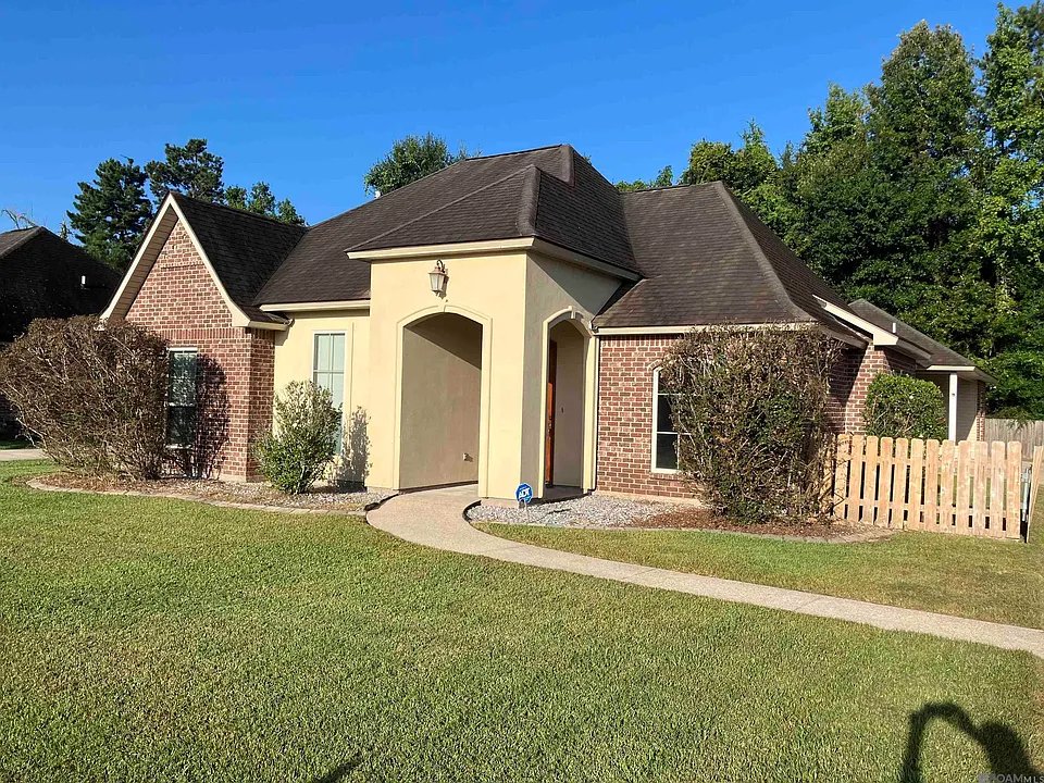 14487 Lake Meadows Ct