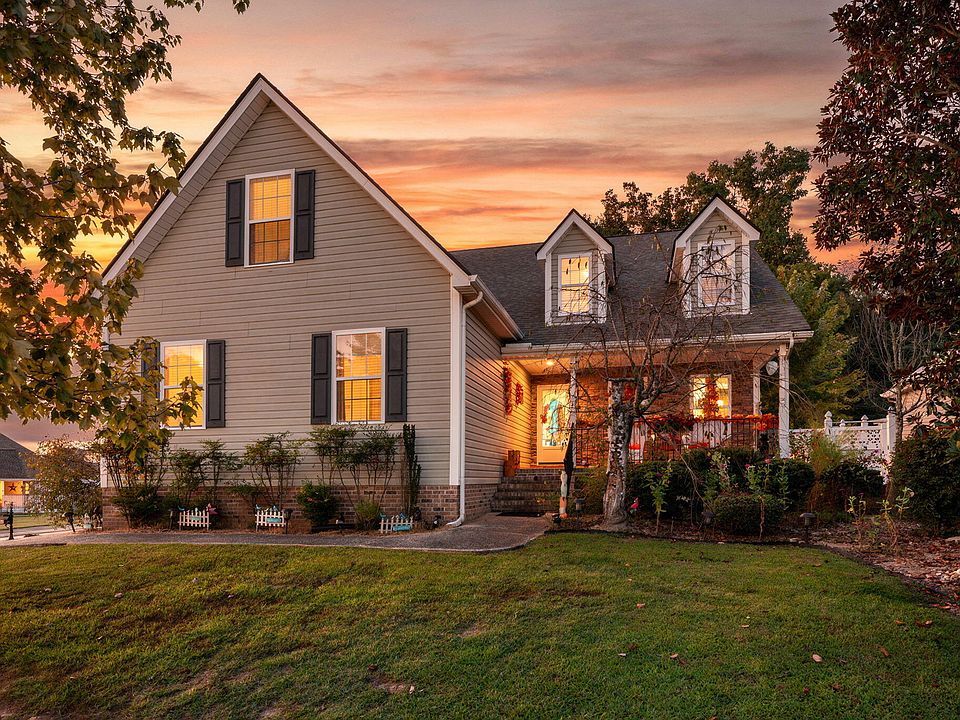 1st image of 12 Heatherwood Ln