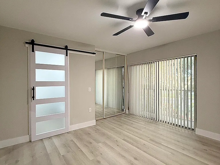 205 Charter Way — Photo 9