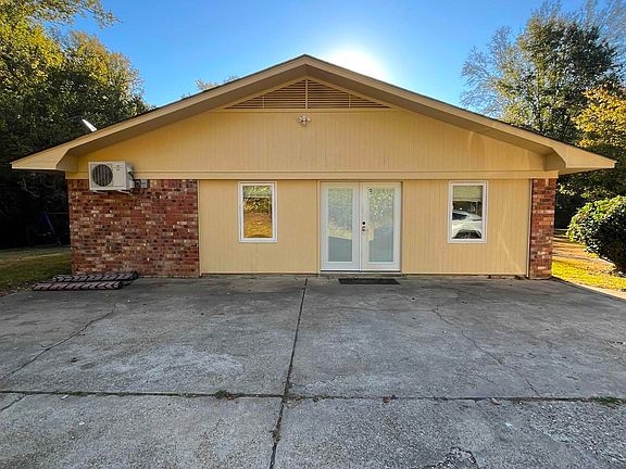 2nd image of 117 Steed Rd