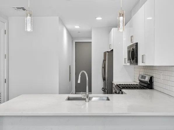 3443 John F Kennedy Boulevard image 8 of 37