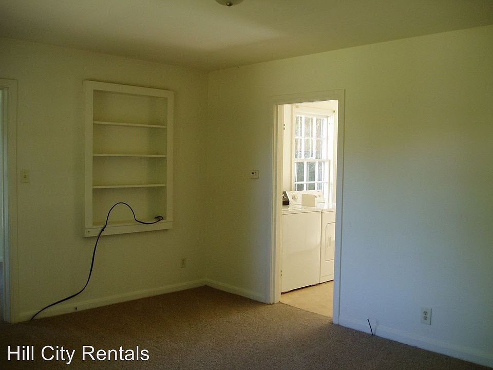 2nd image of 1503 Fort Manor Dr