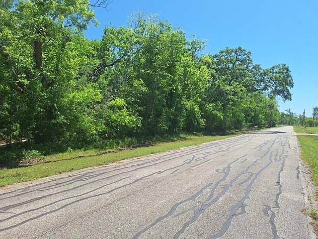 1st image of 129 Pin Oak Dr