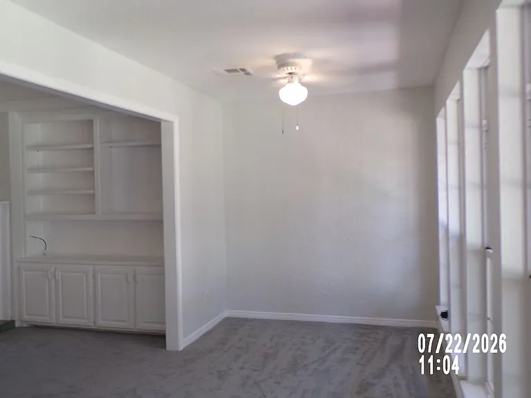802 NW Seaton Pl — Photo 45