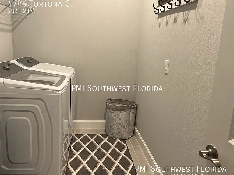 4746 Tortona Ct — Photo 14