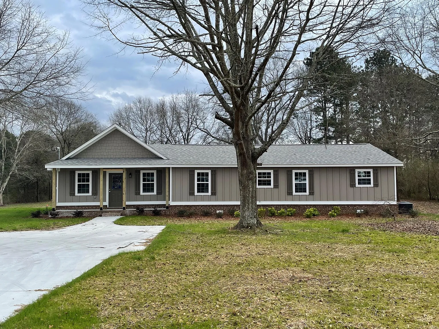 3 bed, 1688 sqft, $2,200 — Photo 1