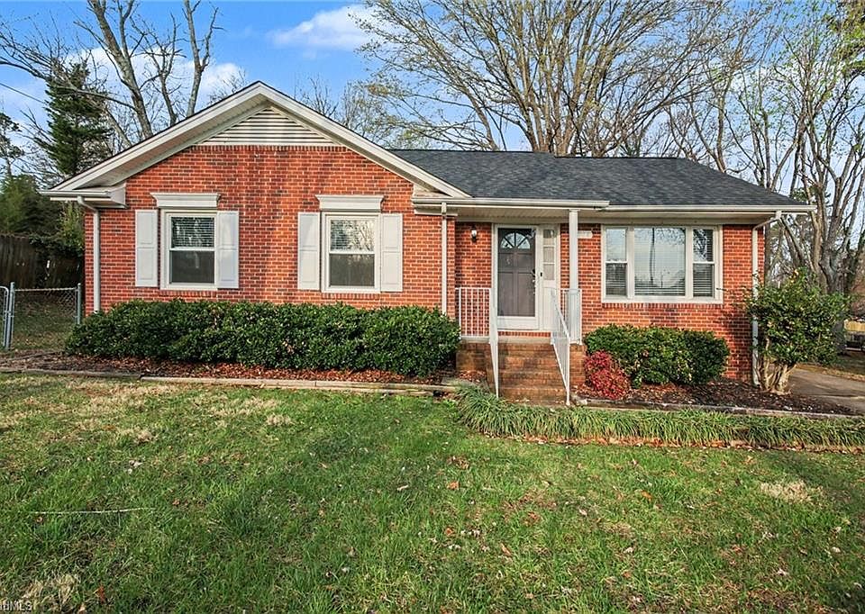 1st image of 2704 Renee Dr
